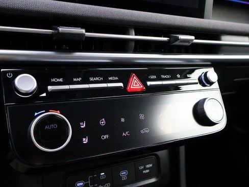 New 2026 Hyundai Tucson Limited image 38