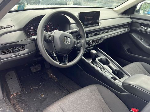 Used 2023 Honda Accord LX image 4
