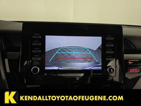 Used 2022 Toyota Camry SE FWD image 19