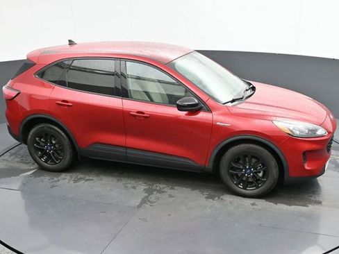 Used 2020 Ford Escape SE Sport image 19