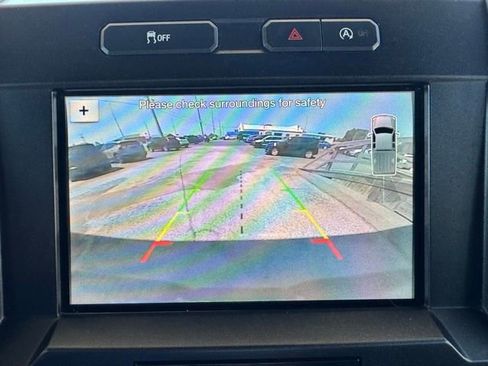 Used 2018 Ford F150 XLT w/ Equipment Group 302A Luxury AWD/4WD image 11