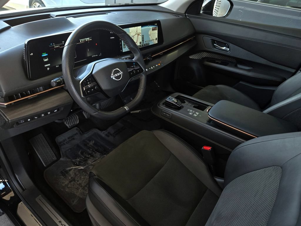 Used 2024 Nissan Ariya AWD image 10