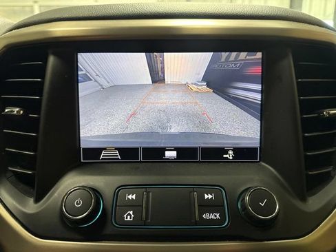 Used 2020 GMC Acadia Denali w/ Trailering Package AWD/4WD image 9