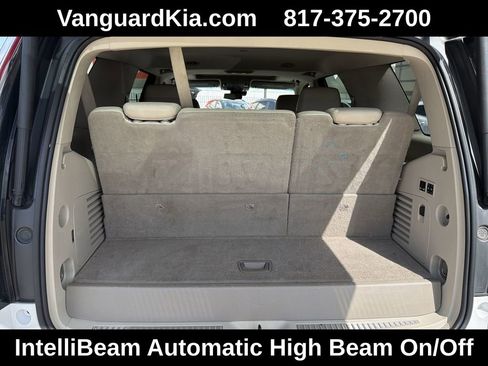 Used 2020 Cadillac Escalade Luxury AWD/4WD image 23