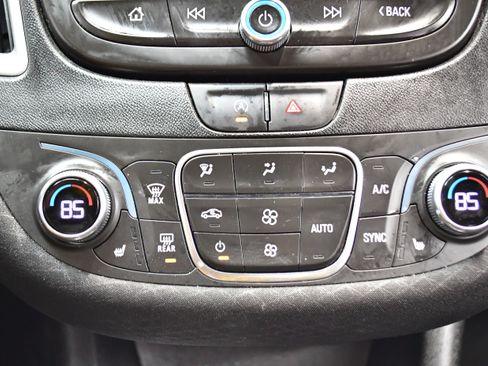 Used 2024 Chevrolet Malibu LT image 52