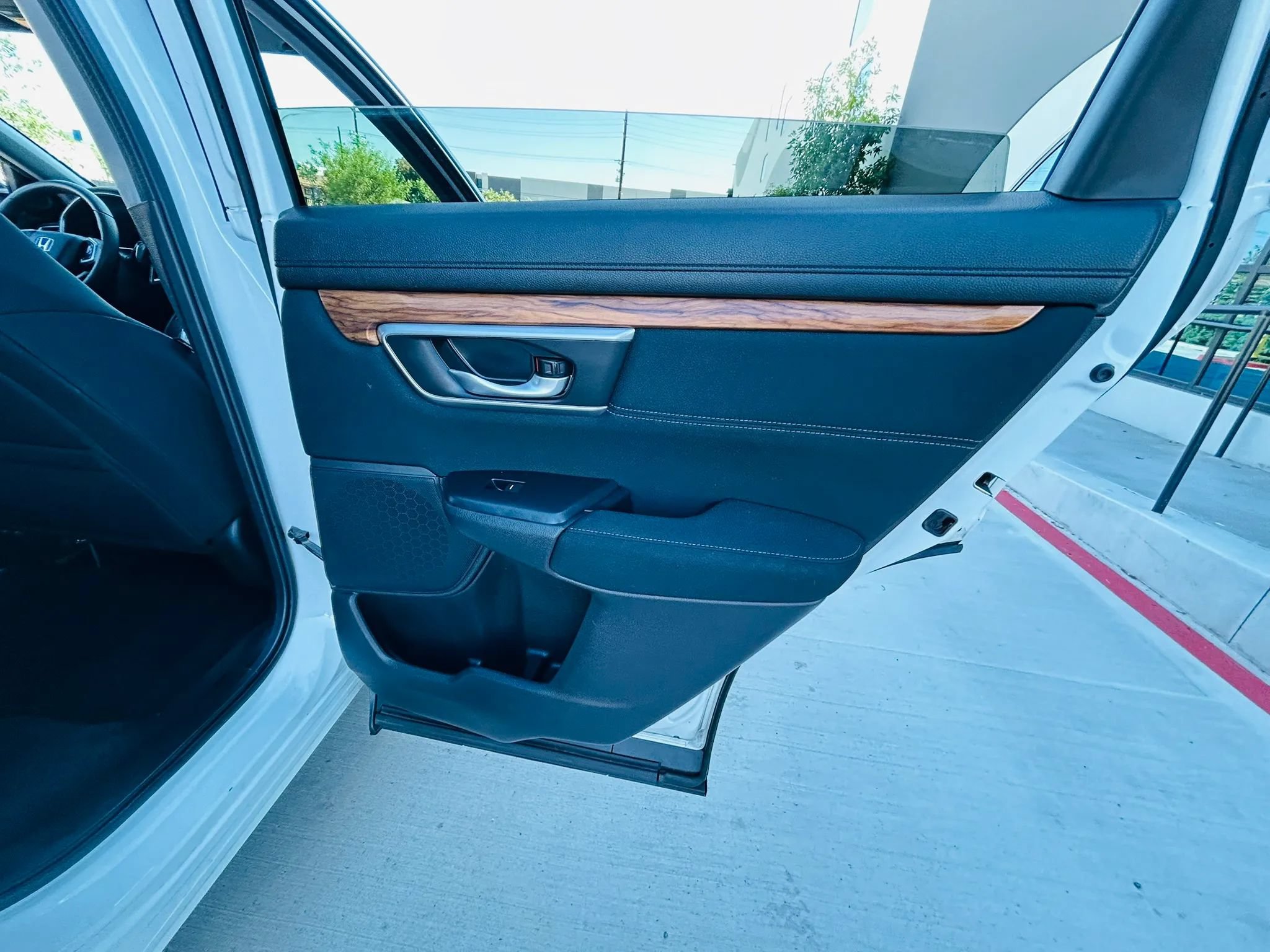 Used 2019 Honda CR-V EX image 22