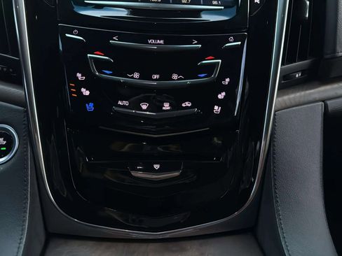 Used 2018 Cadillac Escalade ESV Premium Luxury image 30