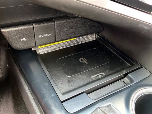 Used 2020 Toyota Camry XSE FWD image 30