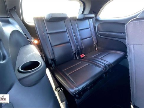 Used 2024 Dodge Durango GT image 27