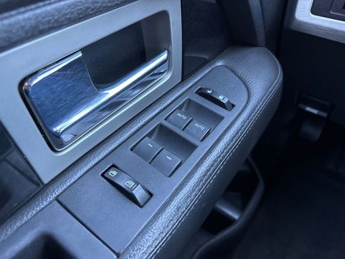 Used 2011 Ford F150 Platinum image 31