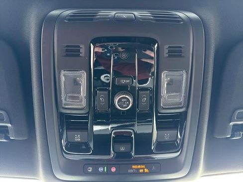 Certified 2025 Cadillac Escalade ESV Premium Luxury w/ Touring Package image 37