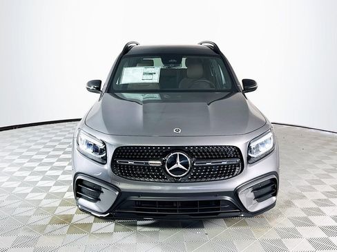 New 2026 Mercedes-Benz GLB 250 image 2