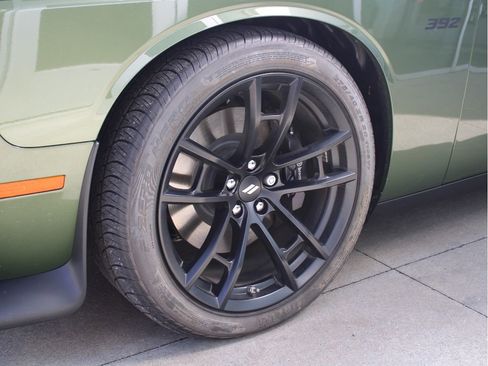 Certified 2021 Dodge Challenger R/T Scat Pack w/ T/A Package RWD image 38
