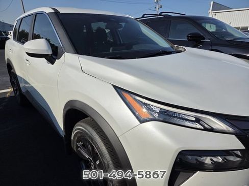 Certified 2026 Nissan Rogue SV w/ Cold Weather Package FWD image 8