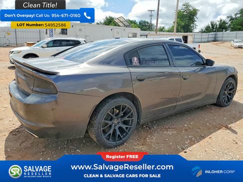 Used 2020 Dodge Charger SXT w/ Blacktop Package RWD image 4