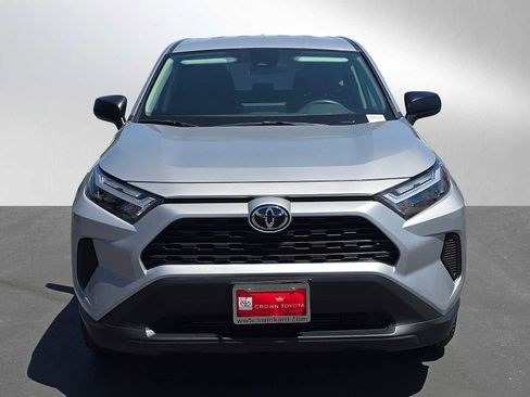 Certified 2025 Toyota RAV4 LE FWD image 8