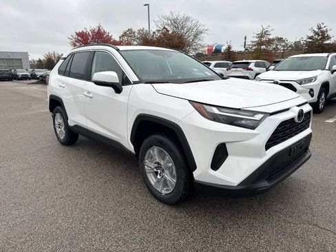 New 2025 Toyota RAV4 XLE image 9