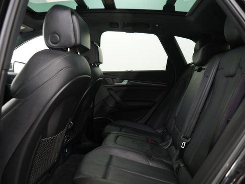 Used 2018 Audi SQ5 Prestige w/ Prestige Package AWD/4WD image 19