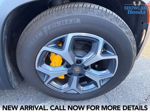 Used 2023 Rivian R1S Adventure AWD/4WD image 7