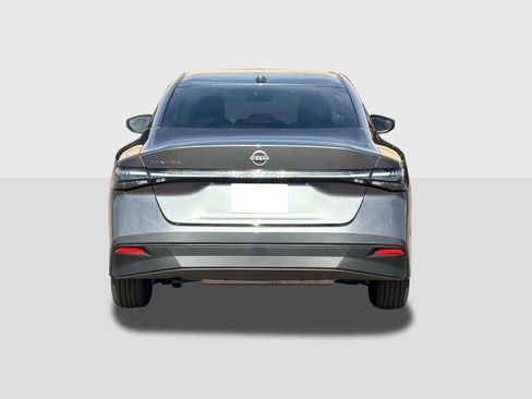 New 2026 Nissan Sentra SV w/ Floor Mat Package FWD image 4