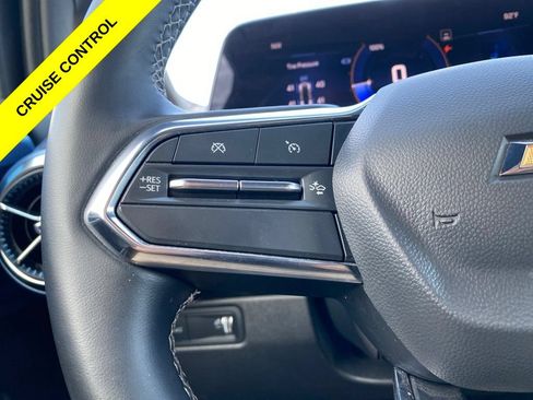 Used 2024 Chevrolet Equinox EV LT AWD/4WD image 14