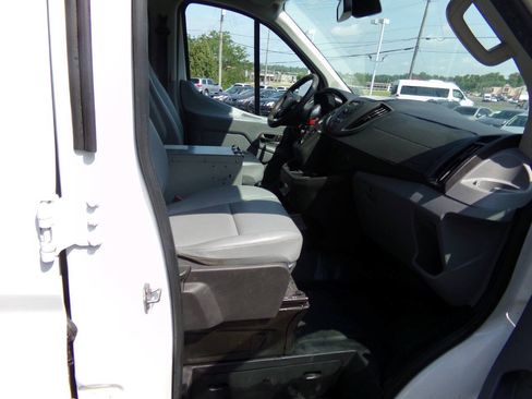 Used 2018 Ford Transit 150 130 Low Roof RWD image 19