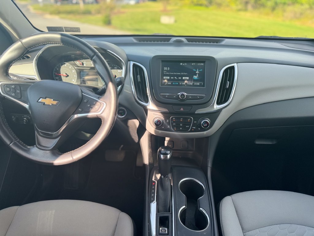 Used 2018 Chevrolet Equinox LT AWD/4WD image 19