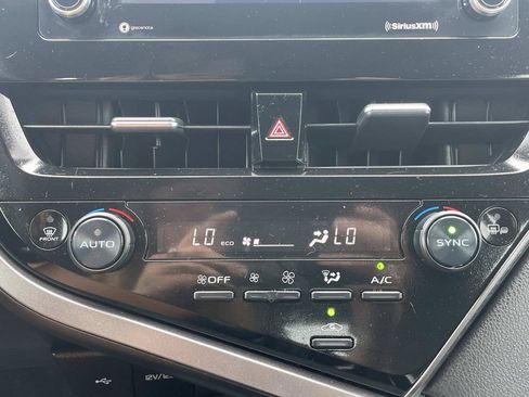 Used 2023 Toyota Camry SE w/ Convenience Package FWD image 37