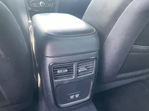 Used 2021 Chrysler 300 S RWD image 27