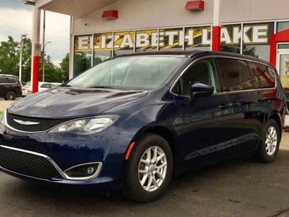 Used 2017 Chrysler Pacifica Touring
