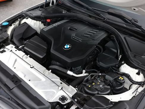 Used 2020 BMW 330i Sedan w/ M Sport Package RWD image 52