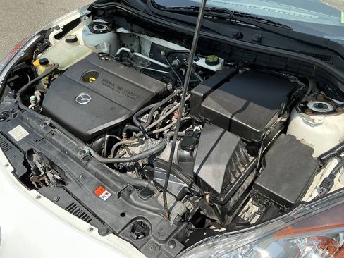 Used 2010 MAZDA MAZDA3 i Touring FWD image 33