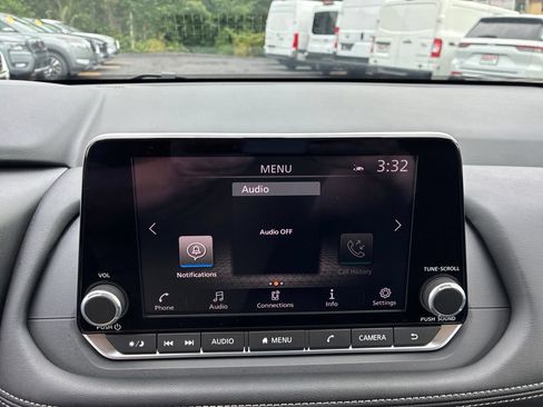 Certified 2026 Nissan Rogue SV AWD/4WD image 20