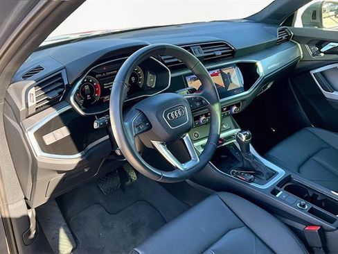 Used 2023 Audi Q3 2.0T Premium Plus w/ Premium Plus Package image 13
