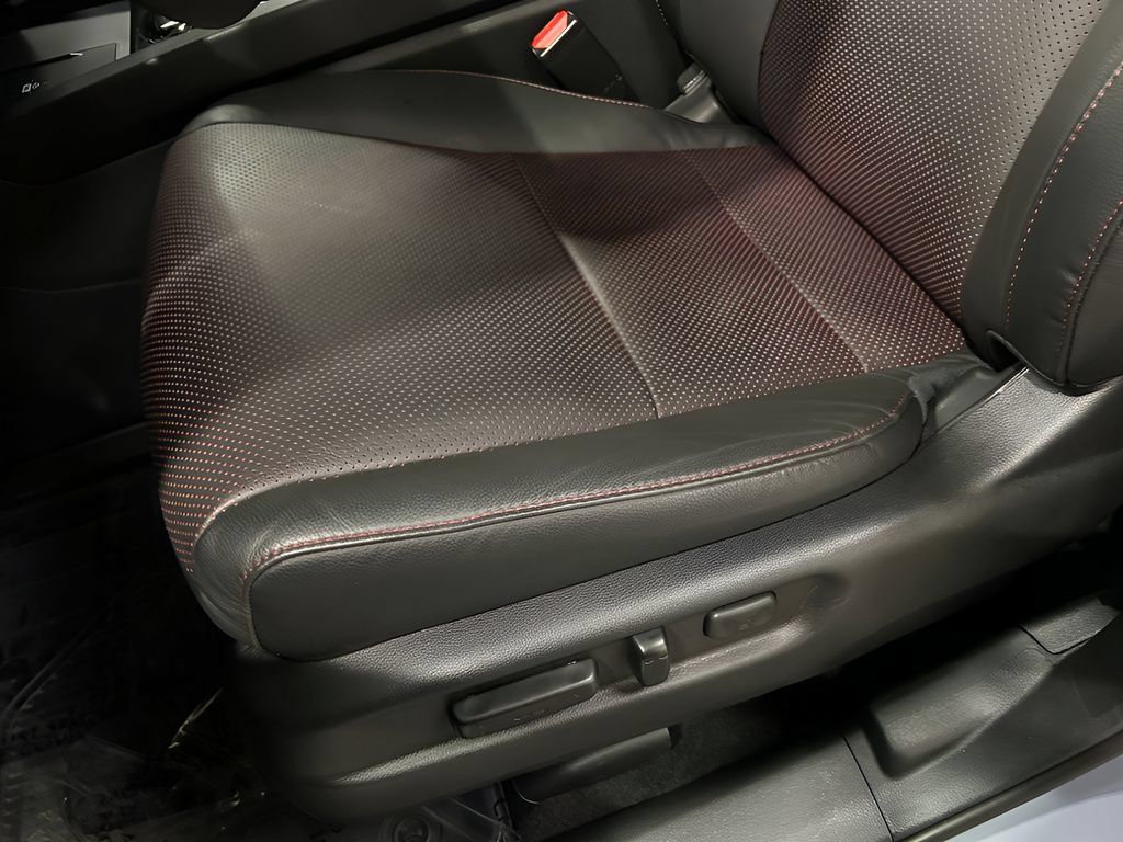 Certified 2026 Honda Ridgeline Black Edition image 14