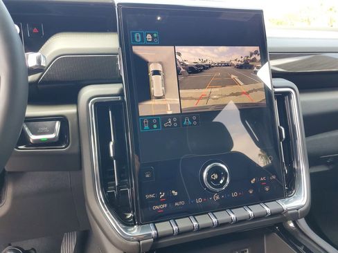 New 2026 GMC Yukon Elevation RWD image 10