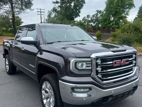 Used 2016 GMC Sierra 1500 SLT w/ SLT Premium Package AWD/4WD image 3