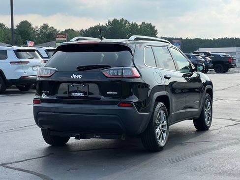 Used 2019 Jeep Cherokee Latitude Plus w/ Cold Weather Group AWD/4WD image 42