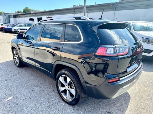 Used 2020 Jeep Cherokee Limited image 4