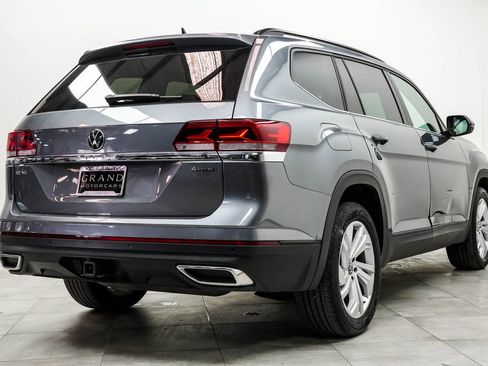 Used 2023 Volkswagen Atlas SE AWD/4WD image 12