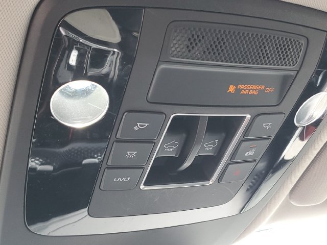 Used 2022 Kia Carnival SX Prestige FWD image 22