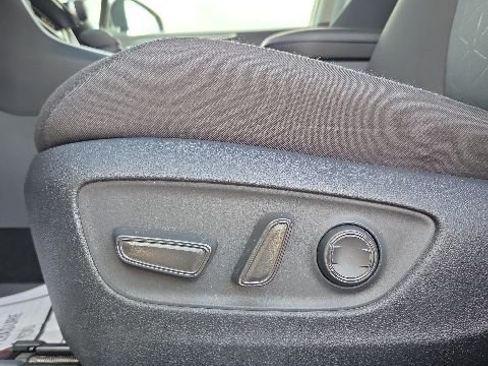 Used 2025 Toyota RAV4 XLE w/ Convenience Package AWD/4WD image 20