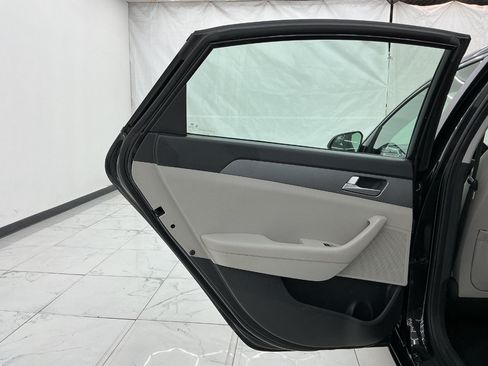 Used 2017 Hyundai Sonata SE FWD image 24