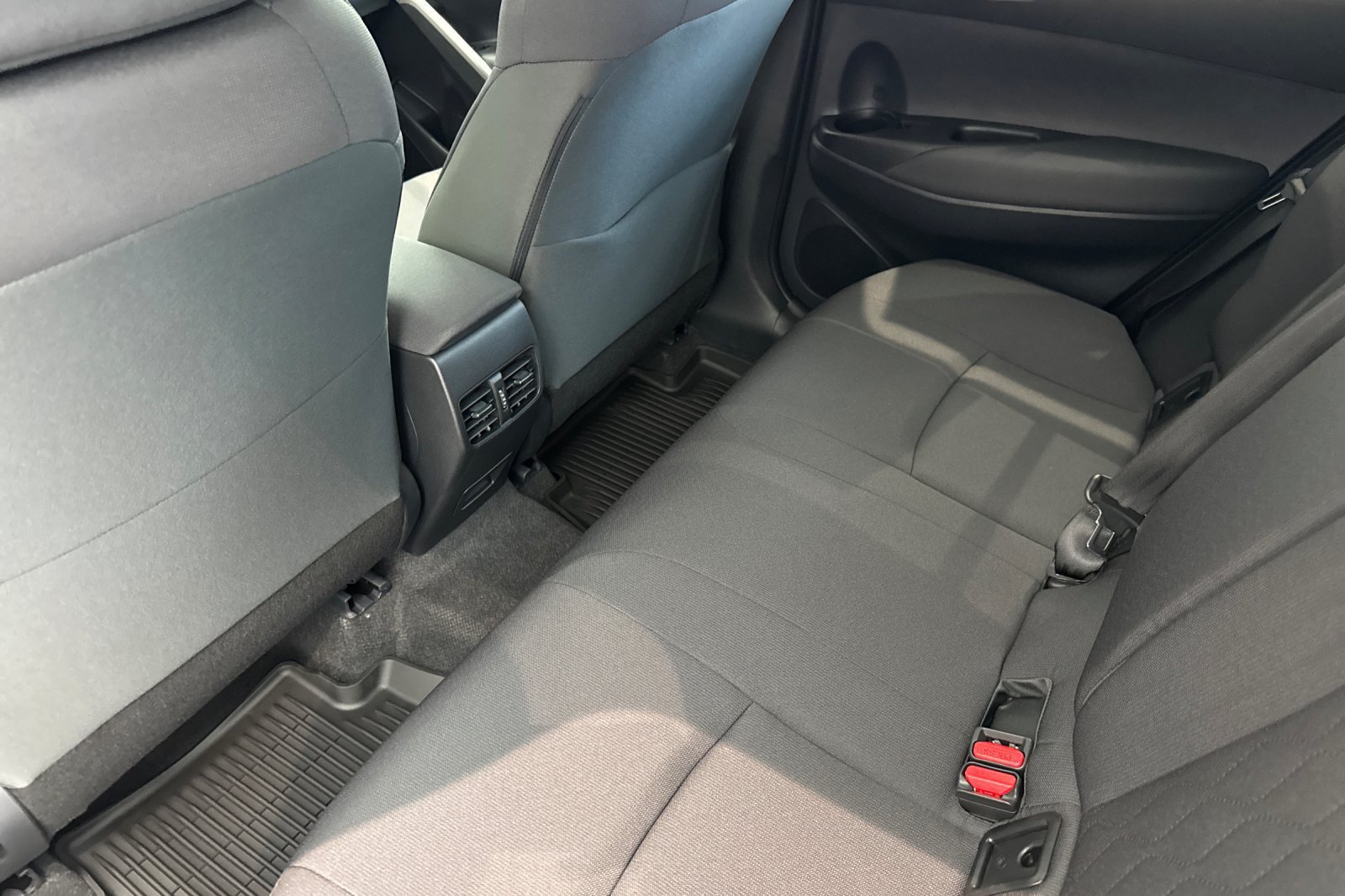 New 2026 Toyota Corolla Cross LE FWD image 14