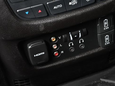Used 2018 Acura MDX FWD w/ Advance & Entertainment image 27