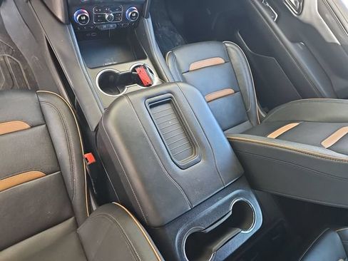 Used 2023 GMC Yukon XL AT4 w/ AT4 Premium Package AWD/4WD image 25