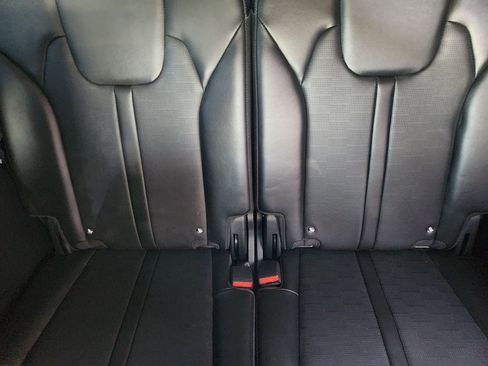 Used 2025 Kia Sorento S w/ Panoramic Sunroof Package image 30