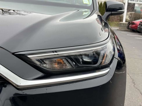 Used 2024 Toyota Grand Highlander XLE image 9