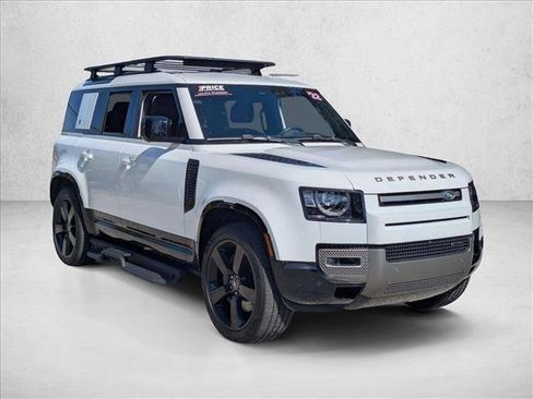 Used 2022 Land Rover Defender 110 X-Dynamic SE AWD/4WD image 3