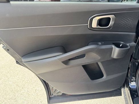 Certified 2024 Kia Sorento S AWD/4WD image 11